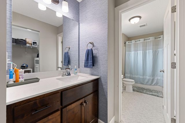 3022 132nd Avenue NE, Blaine, MN 55449