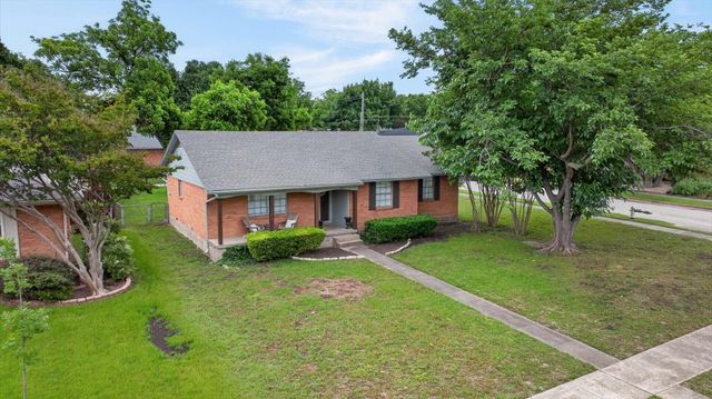 105 S Weatherred Drive, Richardson, TX 75080