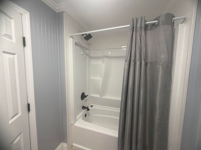 382 Chester Lee Street, Larose, LA 70373