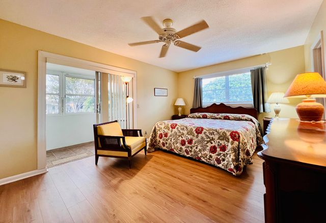 40 Dorchester B, West Palm Beach, FL 33417