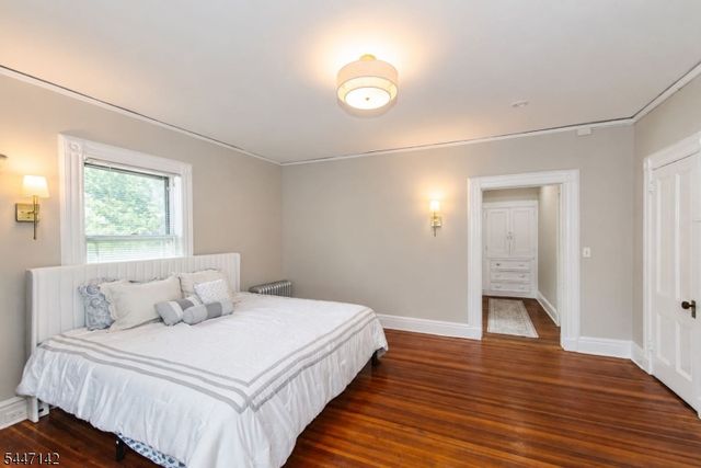 11 N Mountain Ave, Montclair Twp., NJ 07042