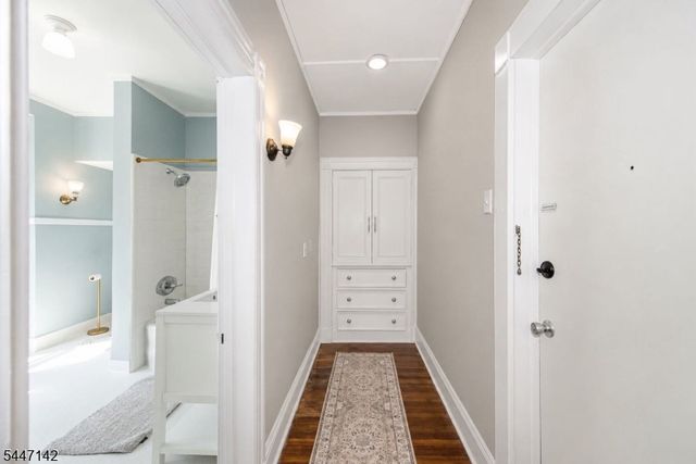 11 N Mountain Ave, Montclair Twp., NJ 07042