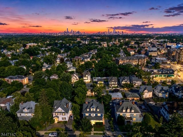 11 N Mountain Ave, Montclair Twp., NJ 07042