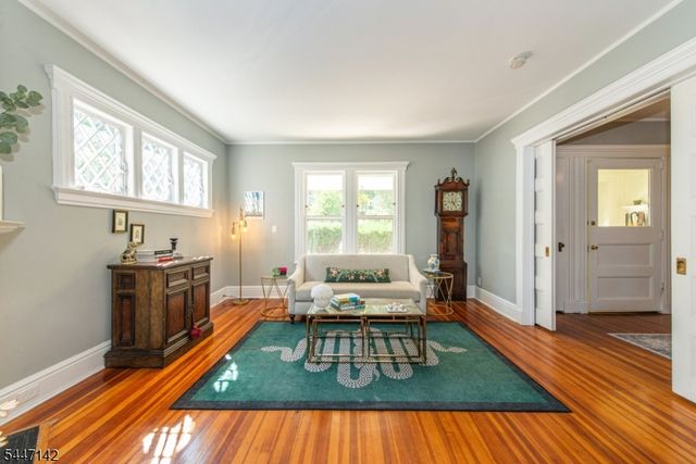 11 N Mountain Ave, Montclair Twp., NJ 07042