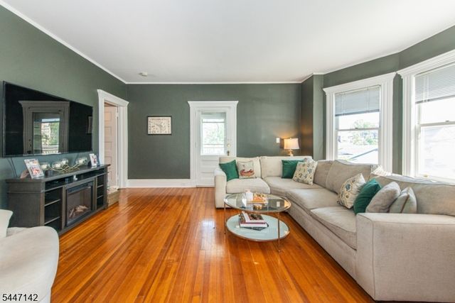 11 N Mountain Ave, Montclair Twp., NJ 07042