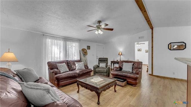 9902 County Road 210, Bertram, TX 78605