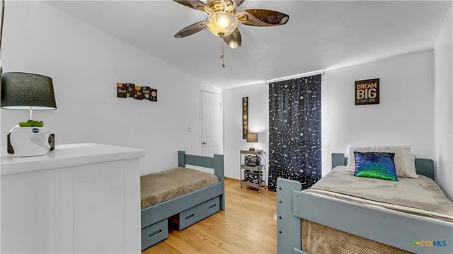 9902 County Road 210, Bertram, TX 78605