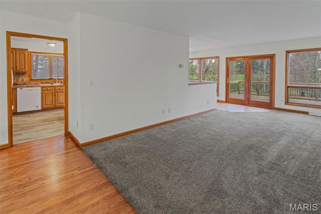 6409 Sunny Lane, Bethalto, IL 62010