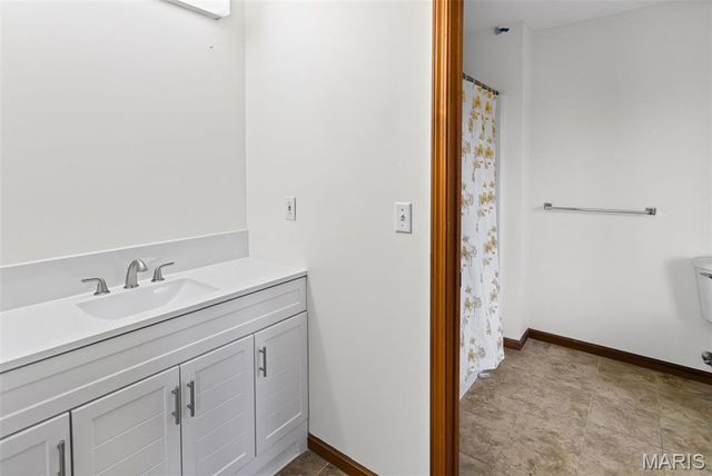 6409 Sunny Lane, Bethalto, IL 62010