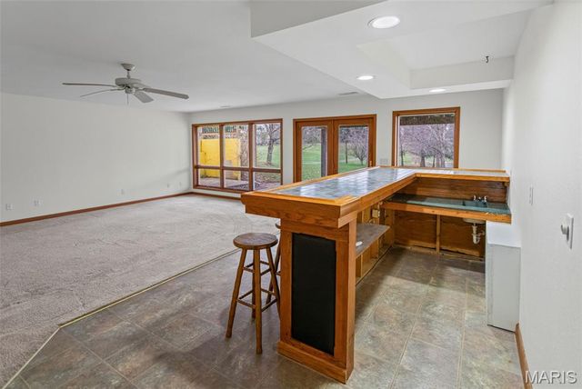 6409 Sunny Lane, Bethalto, IL 62010