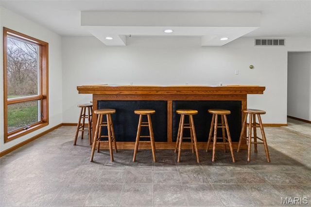 6409 Sunny Lane, Bethalto, IL 62010