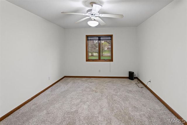 6409 Sunny Lane, Bethalto, IL 62010