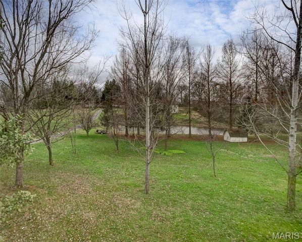 6409 Sunny Lane, Bethalto, IL 62010