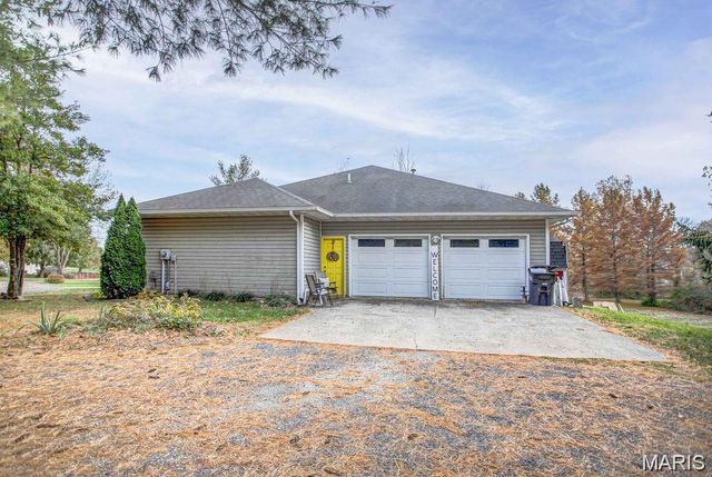 6409 Sunny Lane, Bethalto, IL 62010