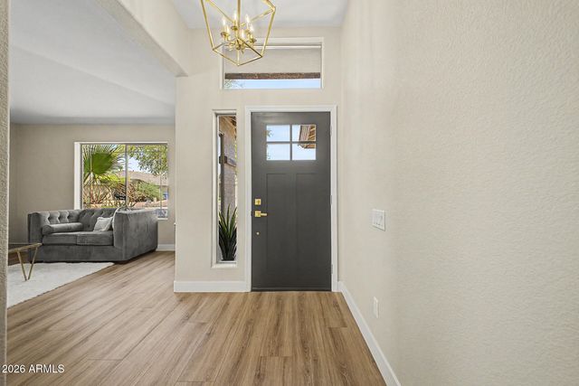6730 S FOUR PEAKS Place, Chandler, AZ 85249