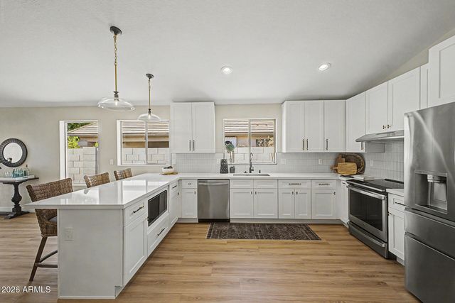 6730 S FOUR PEAKS Place, Chandler, AZ 85249