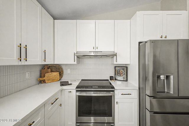 6730 S FOUR PEAKS Place, Chandler, AZ 85249