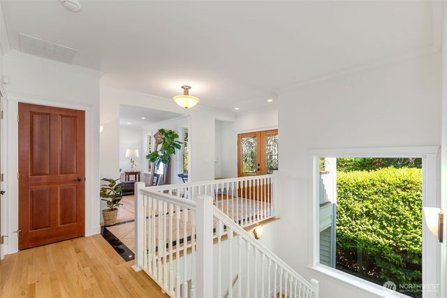 801 W Barrett Street, Seattle, WA 98119