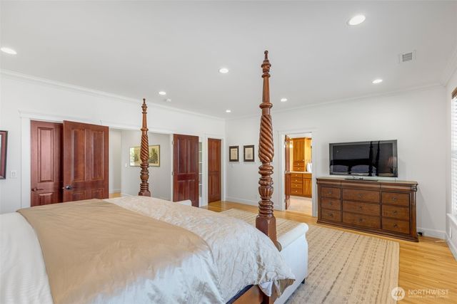 801 W Barrett Street, Seattle, WA 98119
