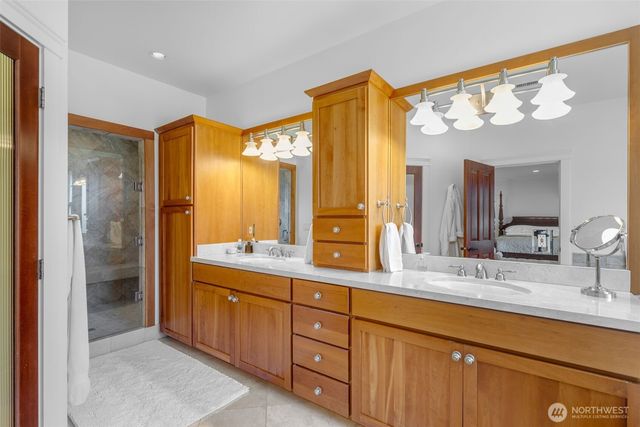 801 W Barrett Street, Seattle, WA 98119