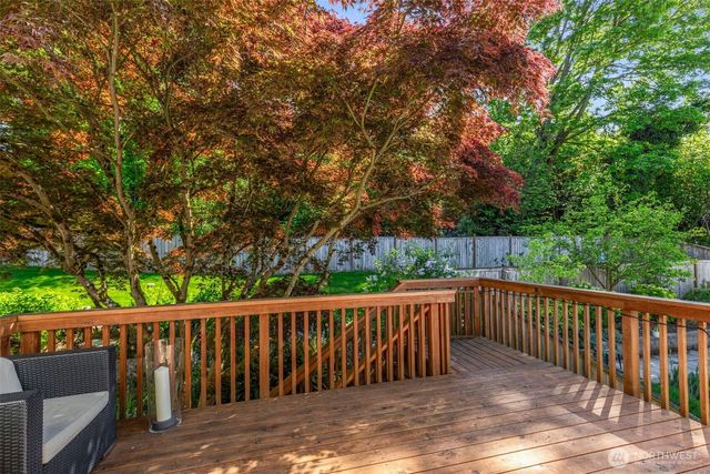 801 W Barrett Street, Seattle, WA 98119