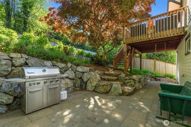 801 W Barrett Street, Seattle, WA 98119