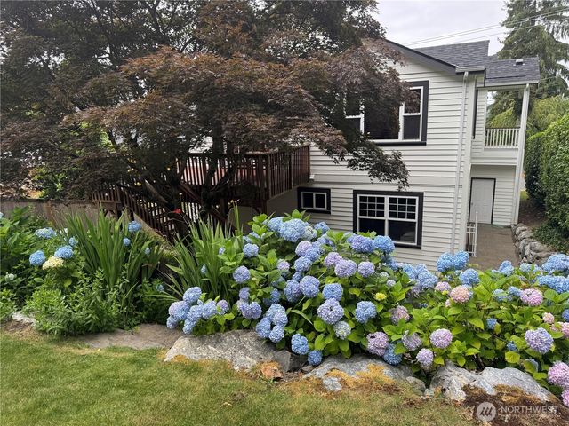 801 W Barrett Street, Seattle, WA 98119