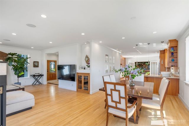 801 W Barrett Street, Seattle, WA 98119