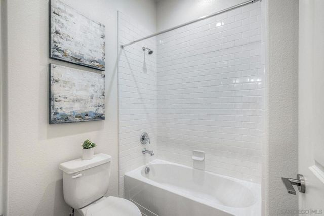 29568 Viking View Ln, Valley Center, CA 92082