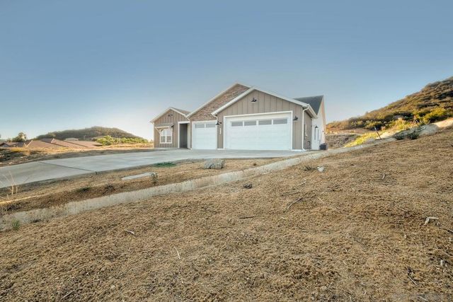 29568 Viking View Ln, Valley Center, CA 92082