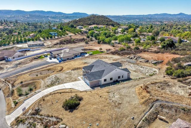 29568 Viking View Ln, Valley Center, CA 92082