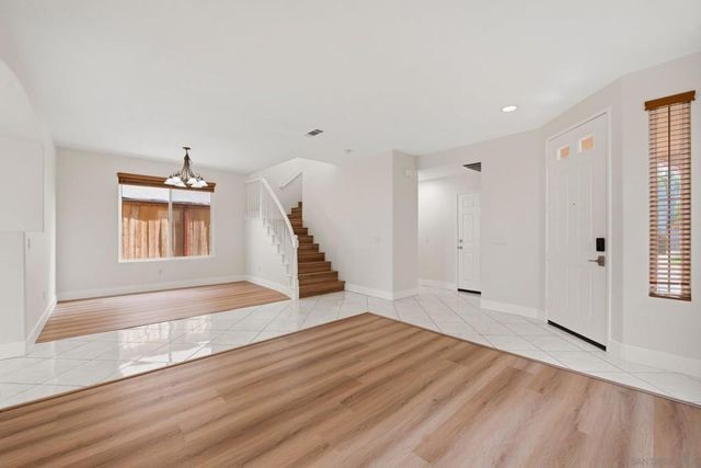 1499 Enchante, Oceanside, CA 92056