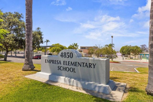 1499 Enchante, Oceanside, CA 92056