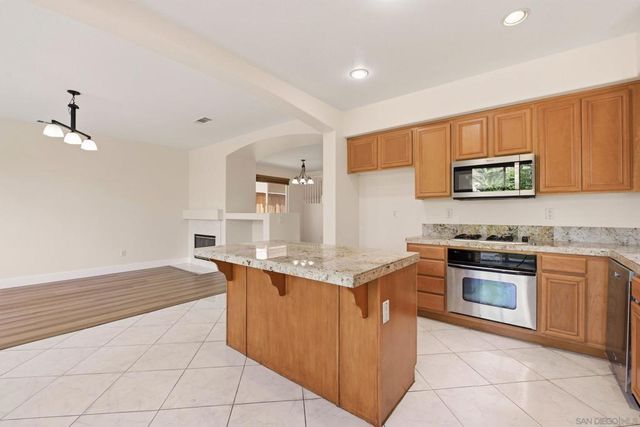 1499 Enchante, Oceanside, CA 92056