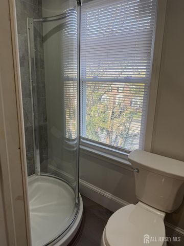 332 N 4th Avenue N 2, Highland Park, NJ 08904