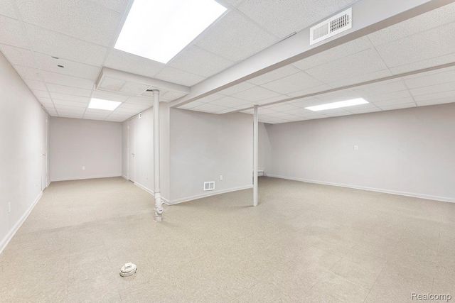 3787 Heritage Parkway, Dearborn, MI 48124