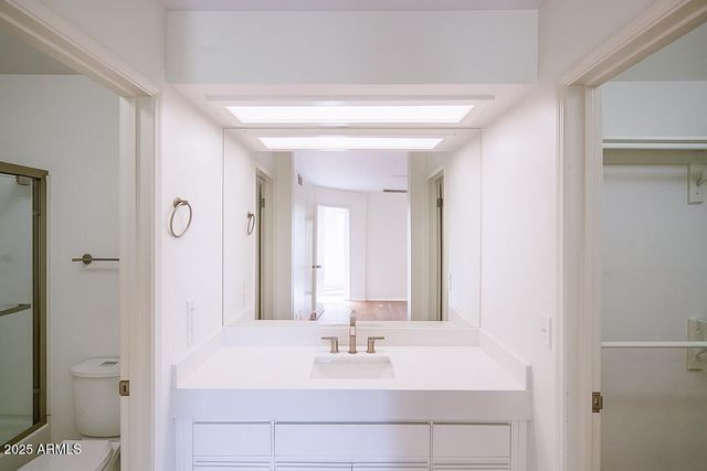 4850 E DESERT COVE Avenue 330, Scottsdale, AZ 85254