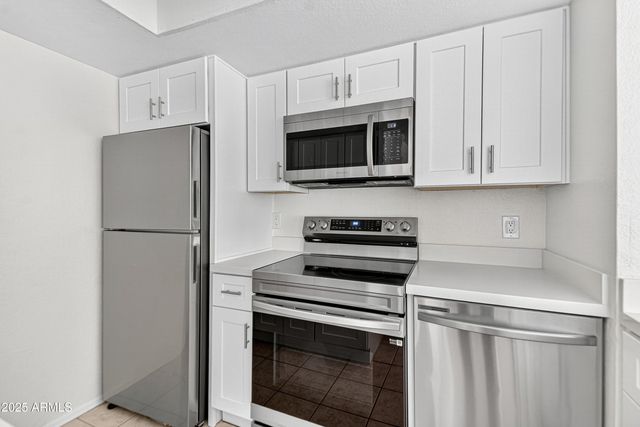 4850 E DESERT COVE Avenue 330, Scottsdale, AZ 85254