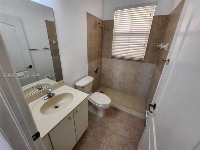 11480 NW 82th Terrace, Doral, FL 33178
