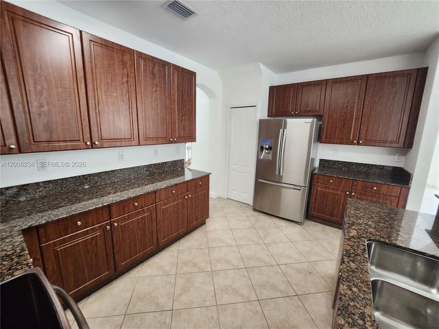 11480 NW 82th Terrace, Doral, FL 33178