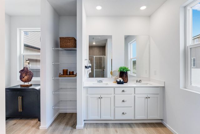 24662 E Hawkstone Loop, Liberty Lake, WA 99019