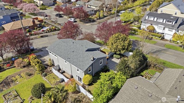 4725 SW Graham St, Seattle, WA 98136