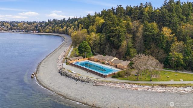 4725 SW Graham St, Seattle, WA 98136