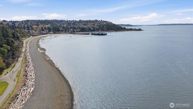 4725 SW Graham St, Seattle, WA 98136