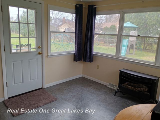 4335 S Wayside Drive, Saginaw, MI 48603
