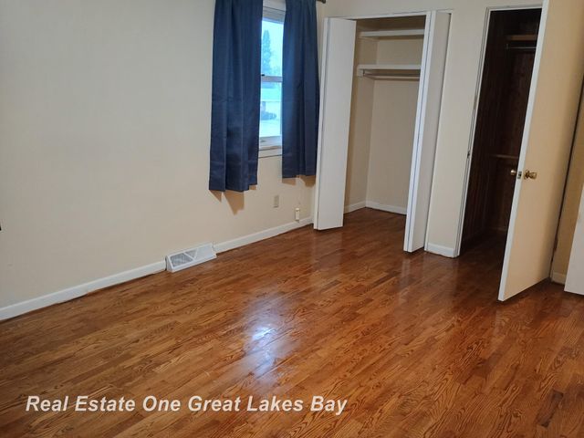 4335 S Wayside Drive, Saginaw, MI 48603