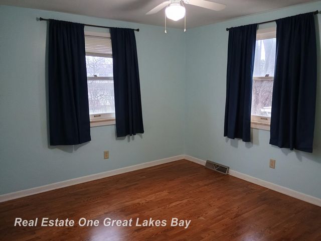 4335 S Wayside Drive, Saginaw, MI 48603