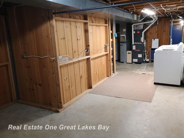4335 S Wayside Drive, Saginaw, MI 48603