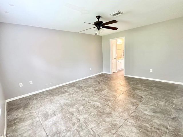 2453 NW 8th TER, Cape Coral, FL 33993