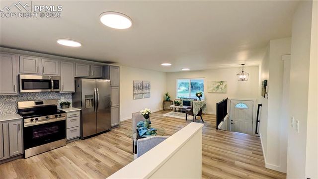 3207 E Pikes Peak Avenue, Colorado Springs, CO 80909